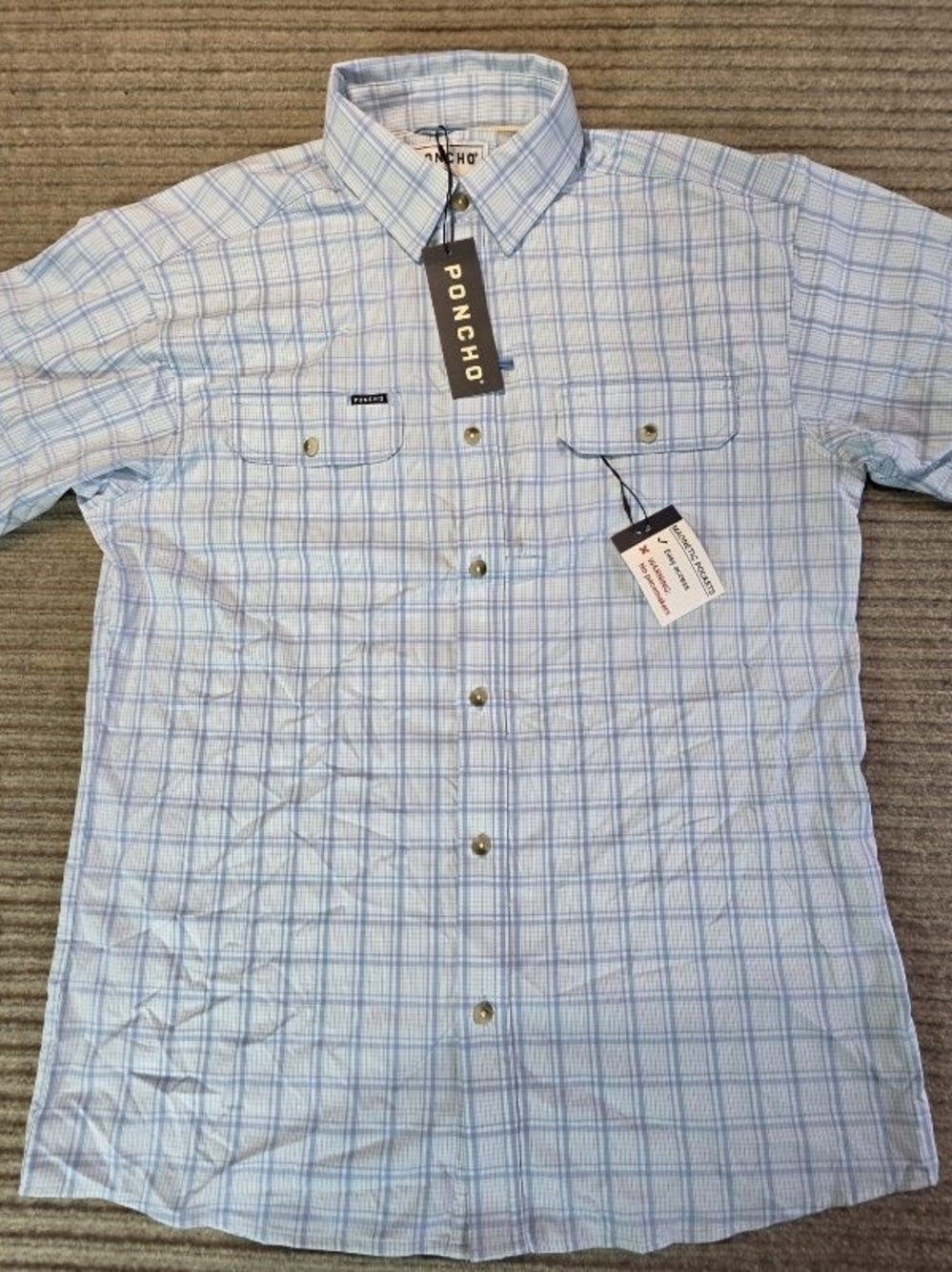 Poncho Outdoors Performance Shirt Mens M White/Blue Plaid Magnetic Pockets. NWT - Picture 2 of 9